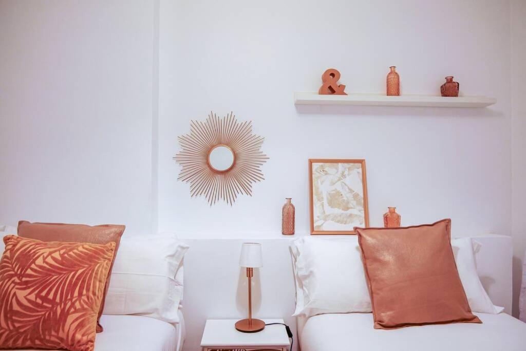 Stay U-Nique Apartments Lluca Barcelona Ngoại thất bức ảnh