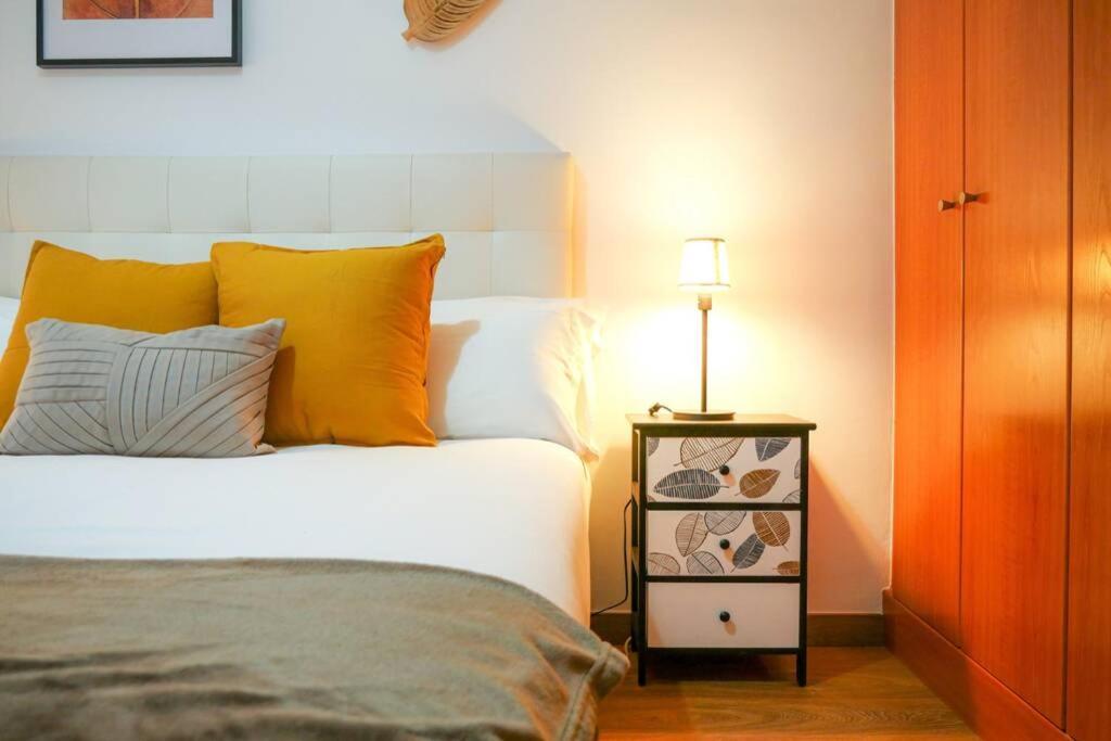 Stay U-Nique Apartments Lluca Barcelona Ngoại thất bức ảnh